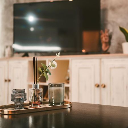 Unique Central Apartment ลาริซา ภายนอก รูปภาพ
